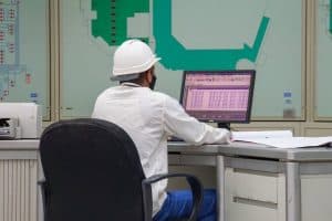 محطتان من أكبر محطات العالم للتبريد والتكييف داخل المسجد الحرام