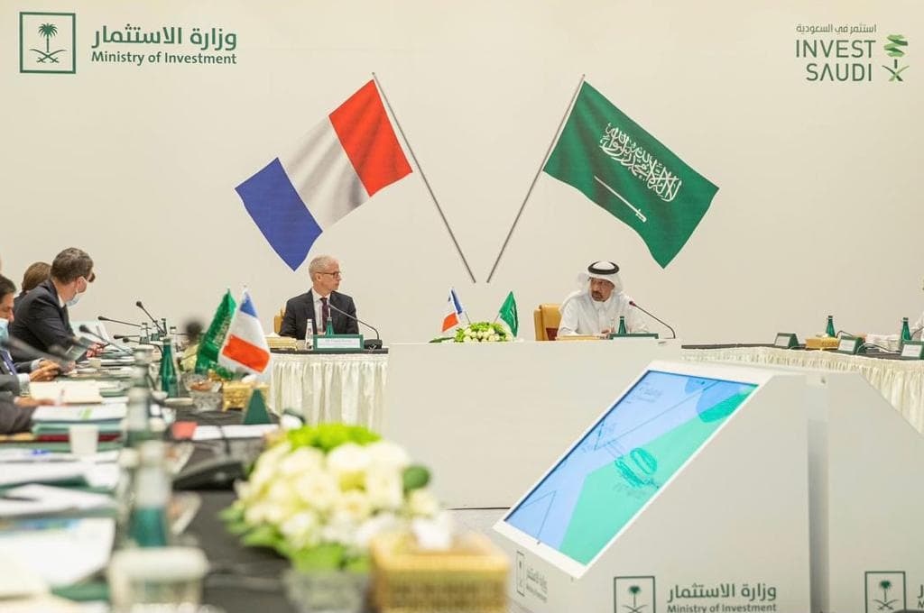 وفد فرنسي رفيع يبحث مع “الاستثمار” فرص تعزيز العلاقات الاقتصادية