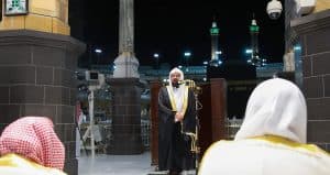 السديس: ينبغي على القادمين إلى الحرمين التقيد بالإجراءات الاحترازية