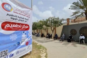 انطلاق حملة التطعيم ضد كورونا في العاصمة الليبية