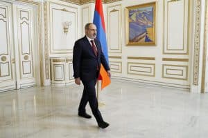 رئيس وزراء أرمينيا يعلن استقالته