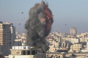 ارتفاع عدد شهداء مجزرة مخيم الشاطئ إلى 10 بينهم 8 أطفال