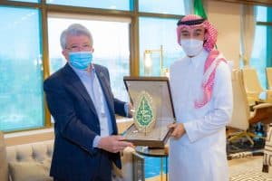 وزير الرياضة يستقبل رئيس نادي أتلتيكو مدريد الإسباني