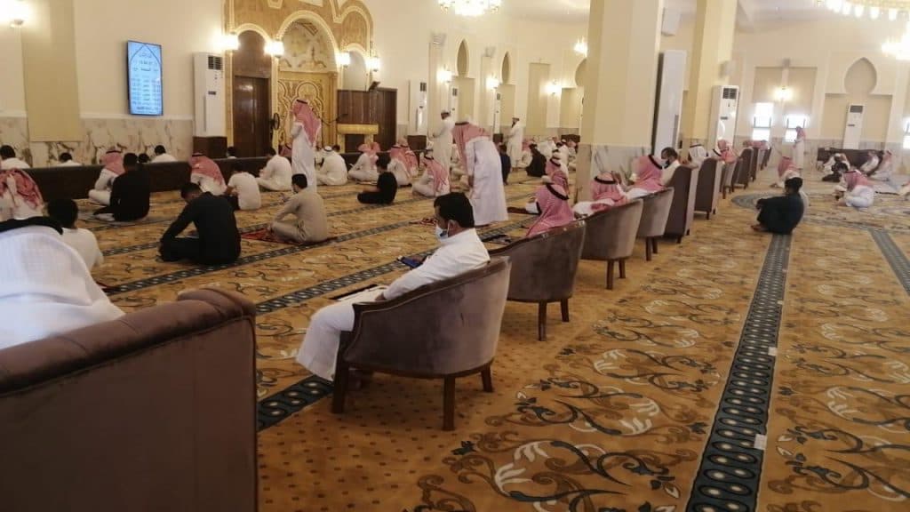 الشؤون الإسلامية تحدّث البروتوكولات الصحية في المساجد والجوامع