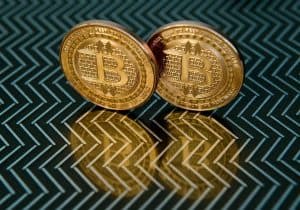 تيسلا ستعاود قبول البتكوين عندما تصبح أقل تلويثا للبيئة