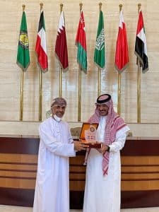سفير خادم الحرمين بمسقط يزور الهيئة الاستشارية للمجلس الأعلى لمجلس التعاون