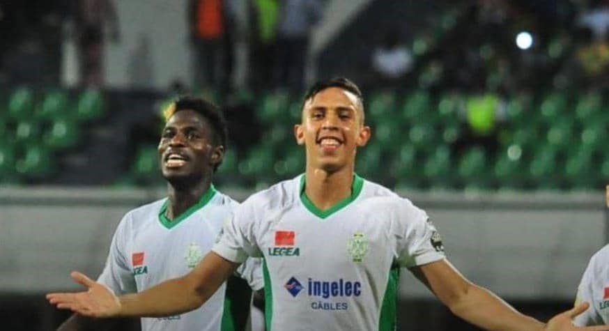 الرجاء البيضاوي المغربي يتوج بكأس الاتحاد الإفريقي