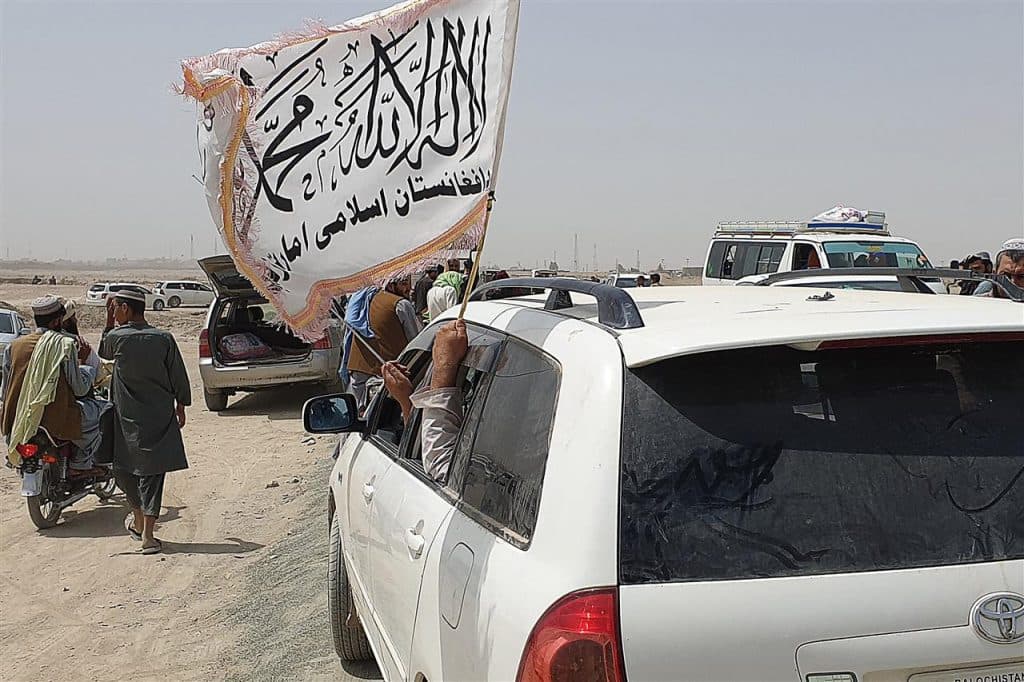 طالبان تعلن السيطرة على معبر حدودي مع باكستان