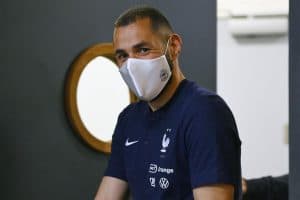 ريال مدريد يعلن إصابة بنزيمة بكورونا