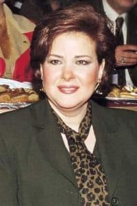 نقل دلال عبدالعزيز لمستشفى حكومي