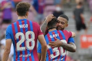 ديباي يقود برشلونة للفوز على خيتافي