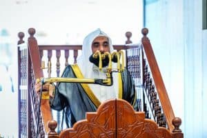 امام وخطيب المسجد الحرام: العلم تركة الانبياء وتراثهم