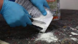 ضبط أكثر من طنّي كوكايين على يخت قبالة سواحل إنكلترا