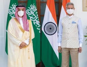وزير الخارجية يلتقي نظيره الهندي ويعقدان جلسة مباحثات رسمية