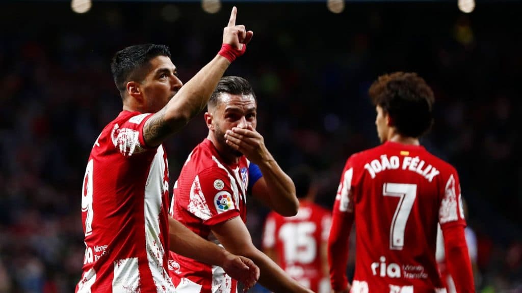 أتلتيكو مدريد يهزم برشلونة وينافس على الصدارة