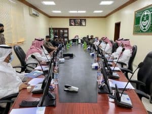 محافظ المزاحمية يرأس اللجنة الفرعية للدفاع المدني