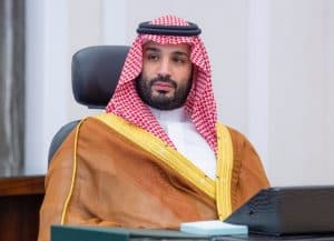سمو ولي العهد يبعث رسالة إلى أمير دولة قطر تتعلق بتعزيز العلاقات الأخوية بين البلدين الشقيقين