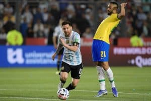 الأرجنتين تتأهل لكأس العالم بتعادلها بدون أهداف مع البرازيل