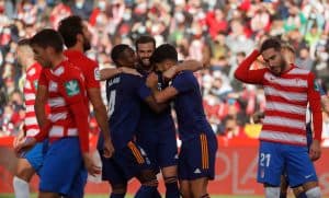 ريال مدريد يتجاوز غرناطة برباعية ويتصدر
