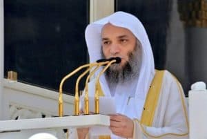 امام وخطيب المسجد الحرام: الطاعات موصلة للجنة والمعاصي مقرِبة من النارِ