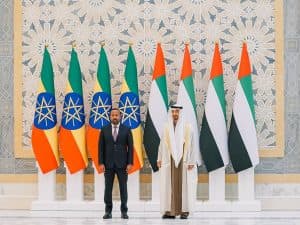 ولي عهد أبوظبي يلتقي برئيس الوزراء الإثيوبي
