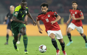 ليفربول يواسي “صلاح” : يجب أن تكون فخورا بهذه البطولة الرائعة