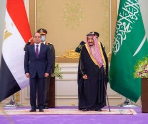 خادم الحرمين الشريفين يستقبل رئيس جمهورية مصر العربية ويقيم مأدبة غداء تكريماً لفخامته