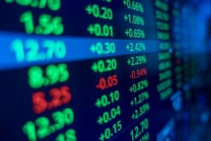 مؤشر سوق الأسهم السعودية يغلق مرتفعًا عند مستوى 13165 نقطة