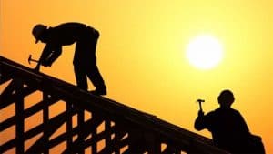 “الموارد البشرية والتنمية الاجتماعية” تعلن عن بدء تطبيق قرار منع العمل تحت أشعة الشمس