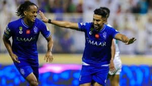 الهلال يقترب من درع الدوري بفوزه على الفتح