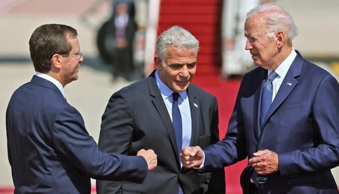 بايدن يؤكد دعمه لحل الدولتين بين الفلسطينيين والإسرائيليين