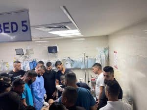 مقتل فلسطيني وإصابة العشرات في مواجهات دامية مع الجيش الإسرائيلي