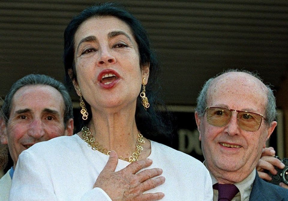 رحيل النجمة اليونانية إيرين باباس عن 96 عاما