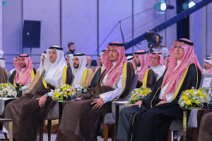 نائبِ أمير المنطقة الشرقية يرعى توقيعَ مذكرة تفاهم إنشاء مركز الأمير أحمد بن فهد بن سلمان لتطوير الأعمال