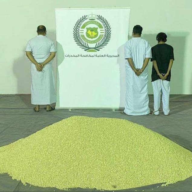 Fhr4BnPWAAEani5