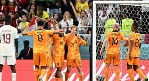 هولندا تفوز على قطر وتبلغ ثمن نهائي كأس العالم