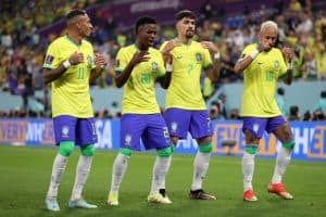 البرازيل تكتسح كوريا الجنوبية وتضرب موعدا مع كرواتيا