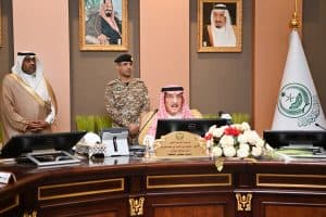 أمير جازان يرأس اجتماع المحافظين الثاني
