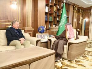 أمير جازان يستقبل سفير اليونان لدى المملكة