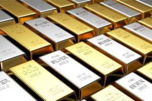 تراجُع الدولار الأمريكي يزيد من بريق الذهب والفضة