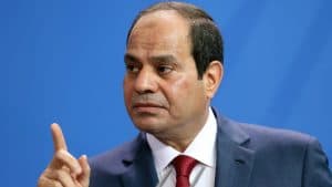 السيسي يدعو الحكومة الإسرائيلية الجديدة إلى توخي الحذر