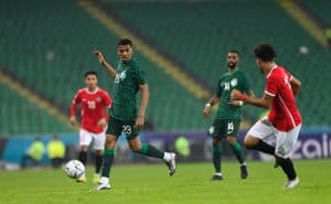 الأخضر يتصدر مجموعته في خليجي 25 بثنائية في مرمى اليمن