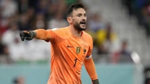 حارس منتخب فرنسا لوريس يعلن اعتزاله اللعب دوليا