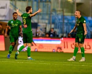 الخليج يكتسح الرائد بثلاثية نظيفة في دوري روشن