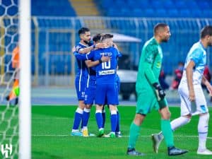 الهلال يكسب أبها في الرياض
