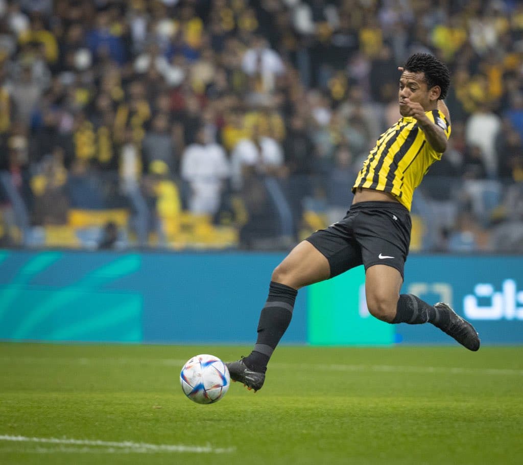 الاتحاد يطيح بالنصر ويضرب موعداً مع الفيحاء في نهائي كأس السوبر