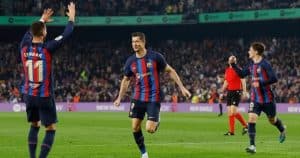 برشلونة يهزم قادش ويحافظ على فارق الـ8 نقاط