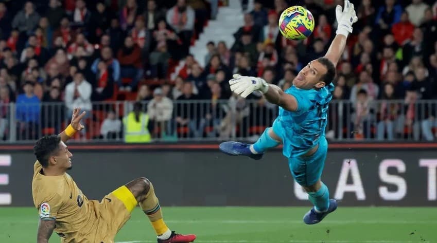 برشلونة يتلقى خسارة مفاجئة أمام ألميريا