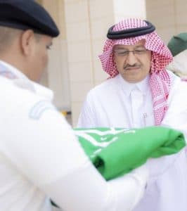 وزير التعليم على رأس المحتفين بـ”يوم العَلم” من منسوبي الوزارة
