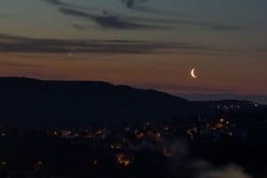 دول عربية تعلن يوم الخميس غرة شهر رمضان المبارك